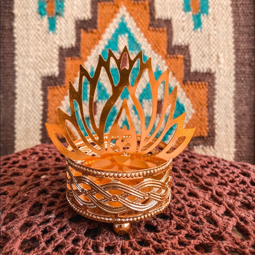 Traditional Lotus Tea Light Candle Holder